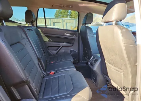 2019 Volkswagen Atlas Sel Premium z USA, uszkodzony, nr VIN 1V2NR2CA9KC505787